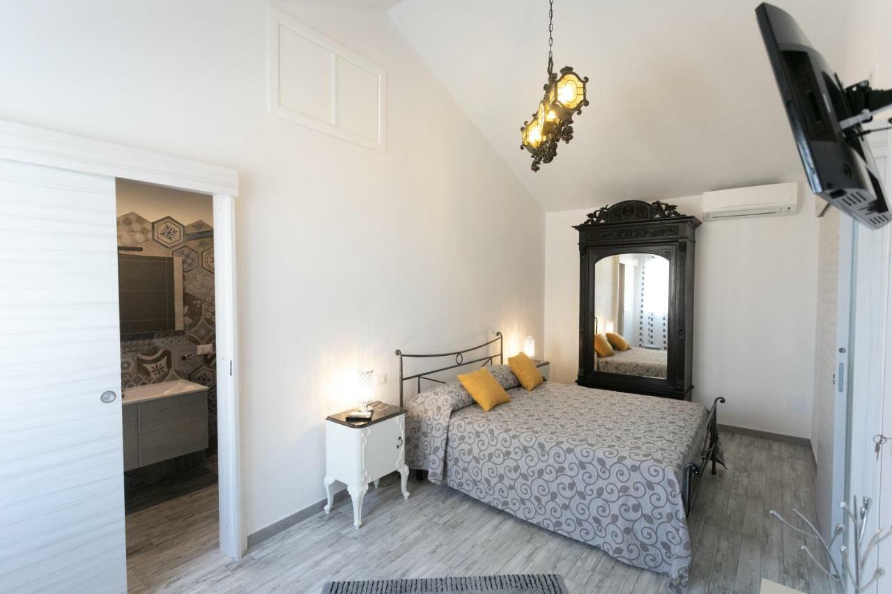 Edysio Mare Hotel Custonaci Buitenkant foto